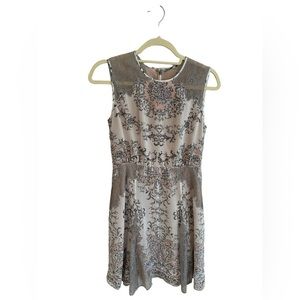 BCBG Maxazaria Women’s Size 4